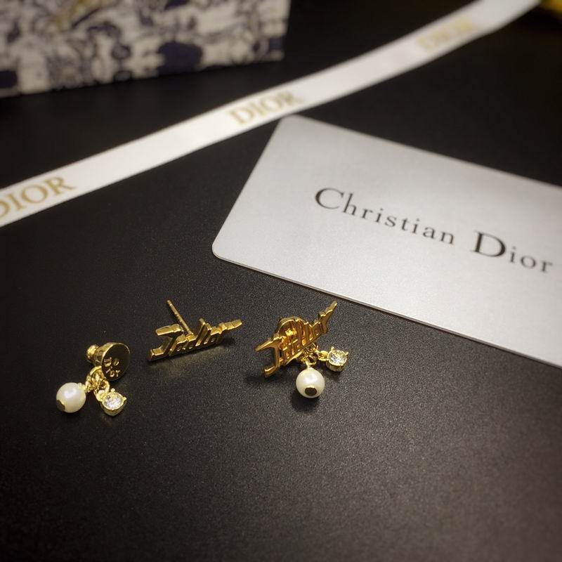 Dior Earring 04lyr379 (2)